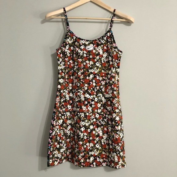 Nike Dual Ditsy Floral Bodycon Cami Dress Swoosh Logo Straps Dark Floral Size S - Picture 2 of 9